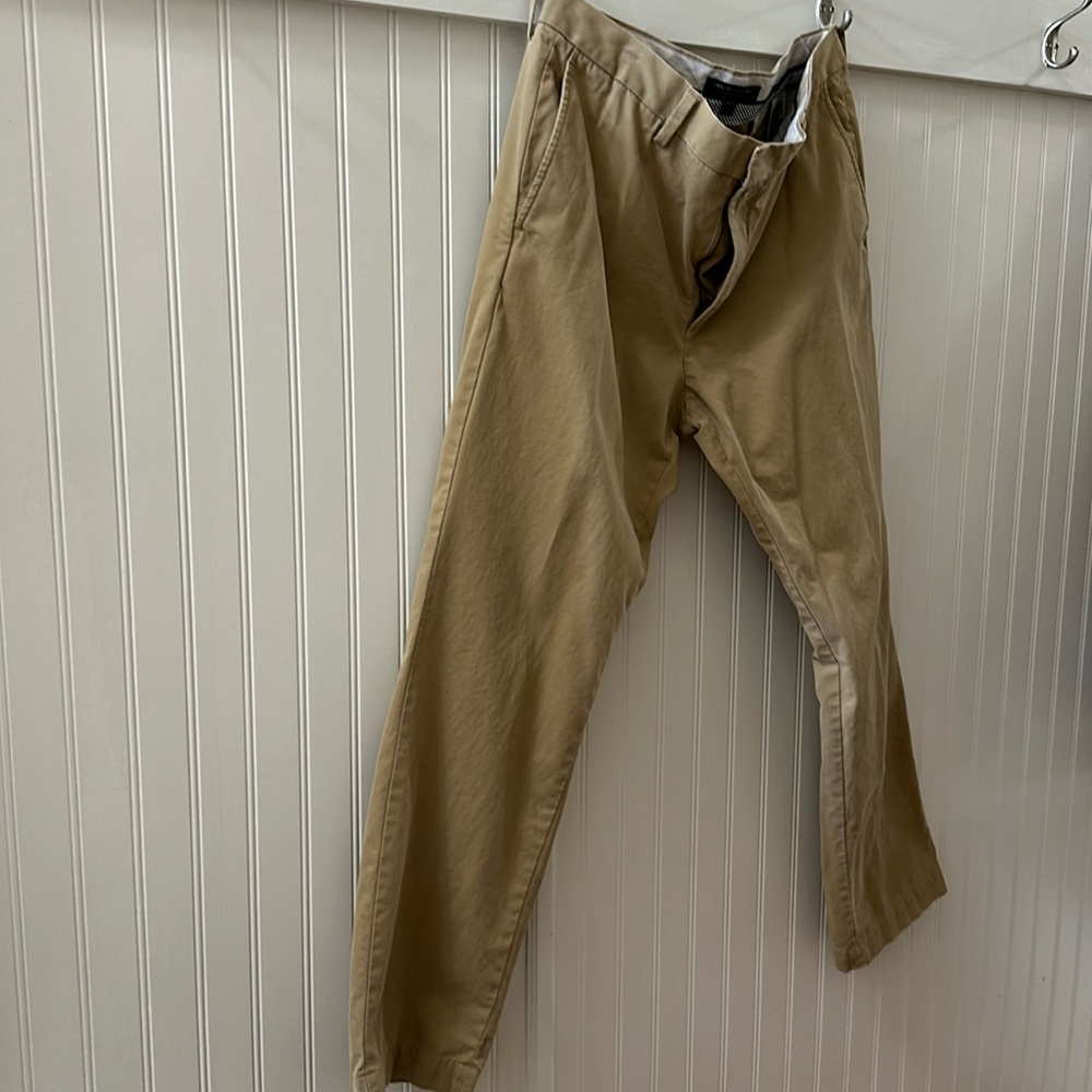 Banana Republic Men’s Emerson Cotton Chinos - size 35-32